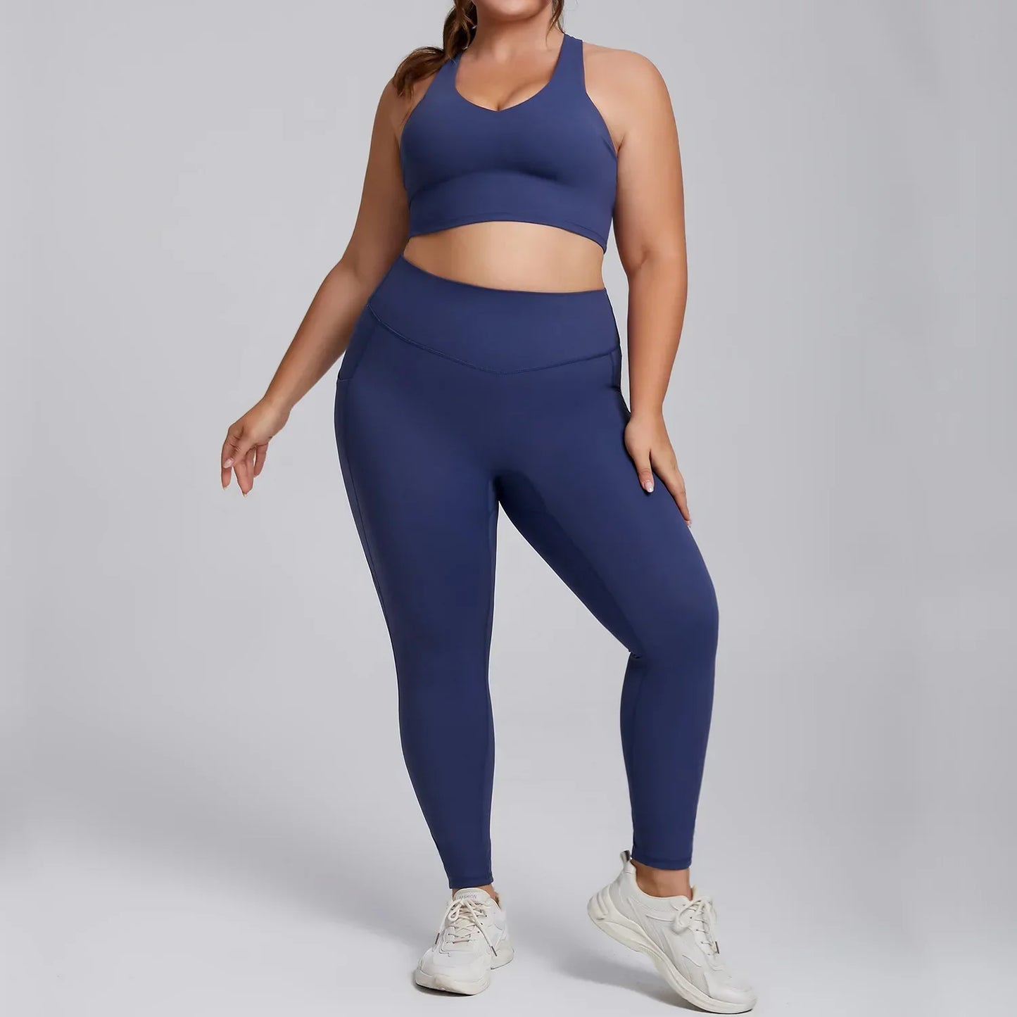 Plus Size Yoga Outfit – Sports Bra & Leggings Set