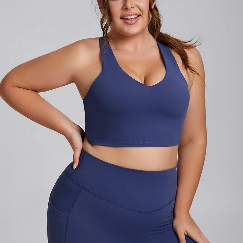 Plus Size Yoga Outfit – Sports Bra & Leggings Set