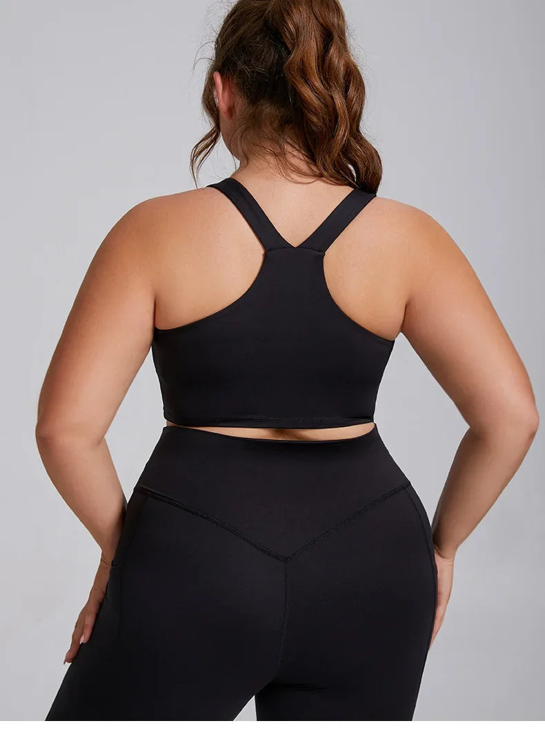 Plus Size Yoga Outfit – Sports Bra & Leggings Set